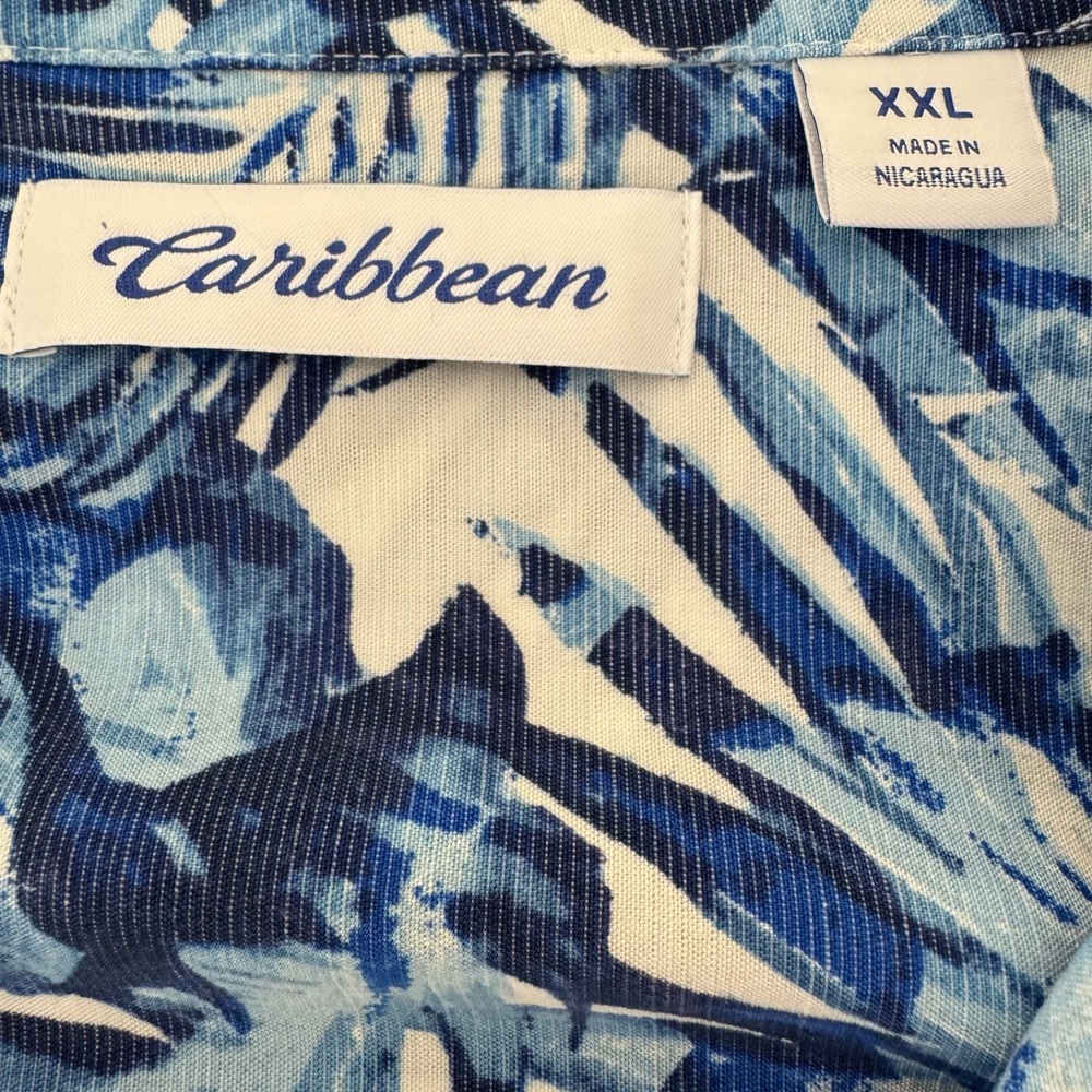 Caribbean Blue and White Leaf Print Men's Shirt - Picture 3 of 5
